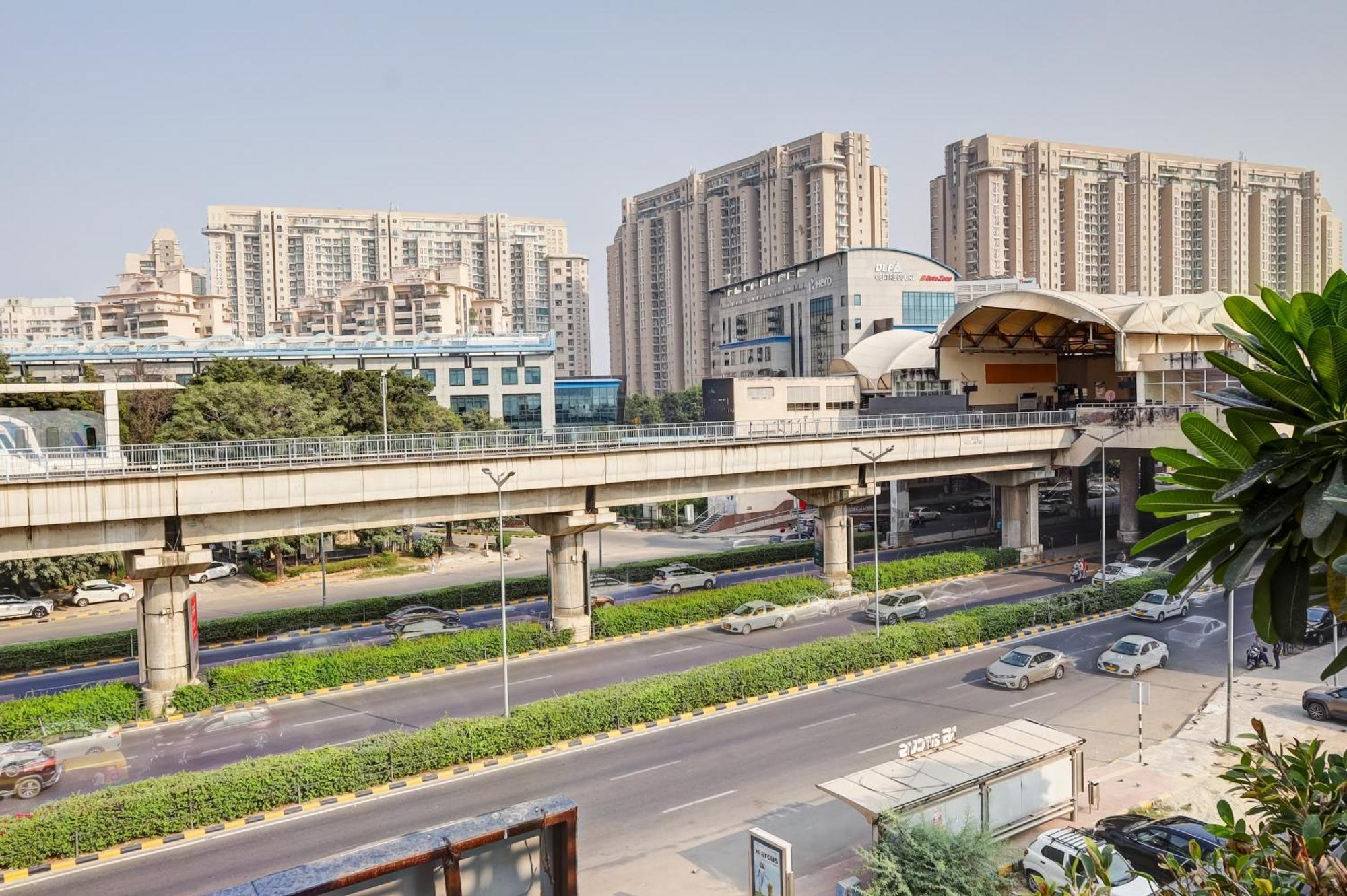 Hotel 91 By VIVID Gurgaon Buitenkant foto
